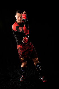 (小说傲剑)傲剑笑九州：一段武侠传奇，英雄豪气惊人，剑指九州天地无敌