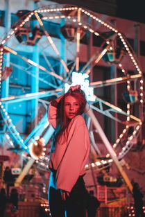 (飞车民国少女)探寻QQ飞车民国套装的魅力，体验独特风格与华丽时代的碰撞