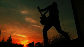 如何优雅地表达另一个我的内涵与丰富性：探索多重自我的深层次解读与呈现