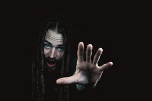 在奥丘树海之下寻找枯叶女王的神秘获取方式 在奥丘树海之下寻找枯叶女王的神秘获取方式